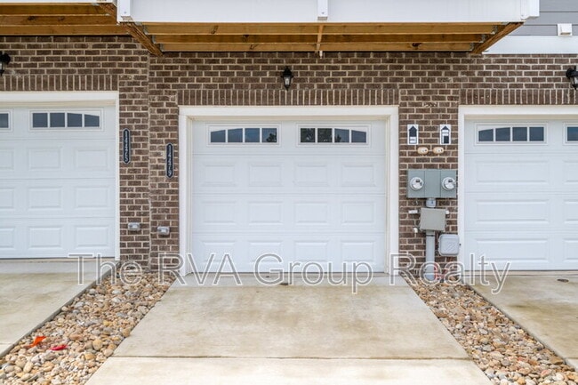 Building Photo - 14479 Hancock Towns Dr
