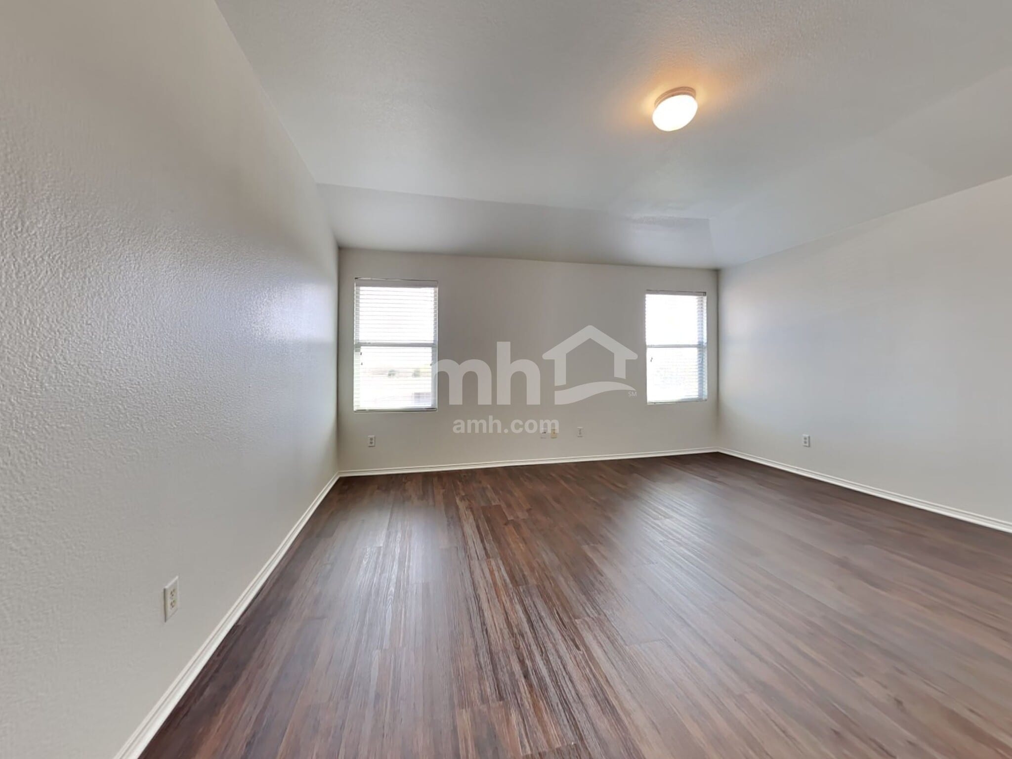 Building Photo - 1246 Yukon Dr