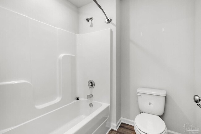 Building Photo - 5280 Peach Dr