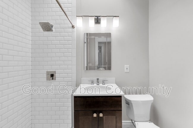 Building Photo - 1378 Hertel Ave