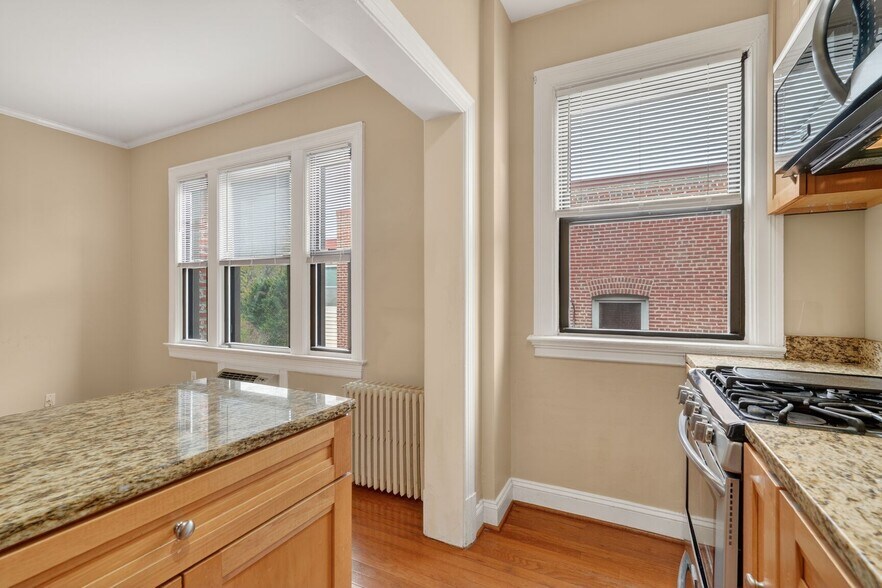 Building Photo - 3616 Connecticut Ave NW