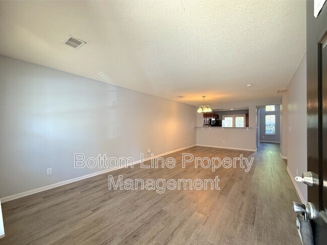 Building Photo - 9932 Birch Knoll Ct