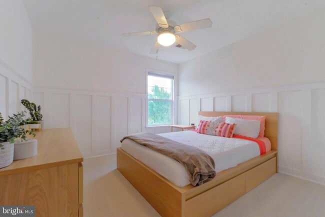 Building Photo - 207 Alpine Dr SE