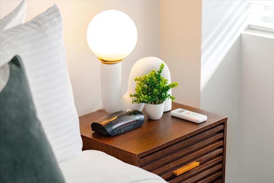 Building Photo - 1701 Alton Rd