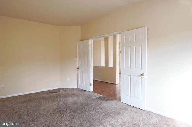 Building Photo - 106 Europa Blvd