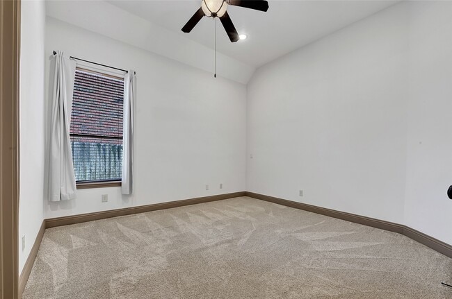 Building Photo - 6223 Duke Trail Ln