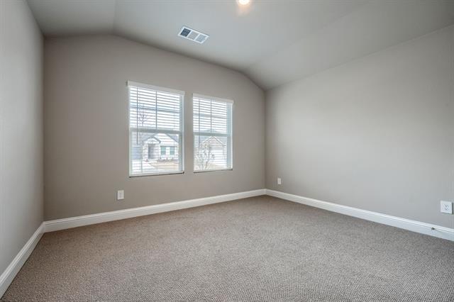 Building Photo - 511 Midnight Oak Dr