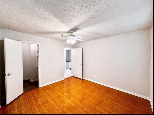 Building Photo - 9110 Gustine Ln