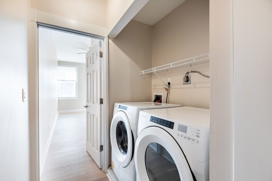 In-unit Laundry - 2141 Freeman Ave