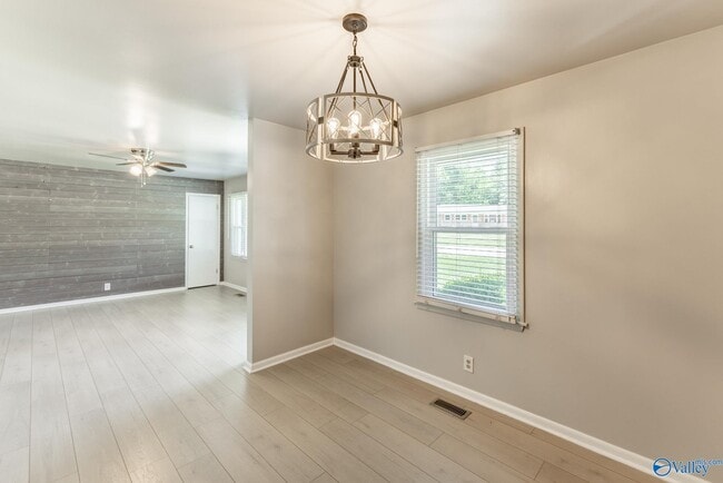 Building Photo - 3306 Reynolds Dr NW