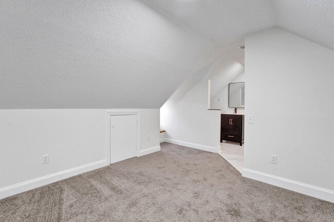 Building Photo - 3780 Shirlwood Ave