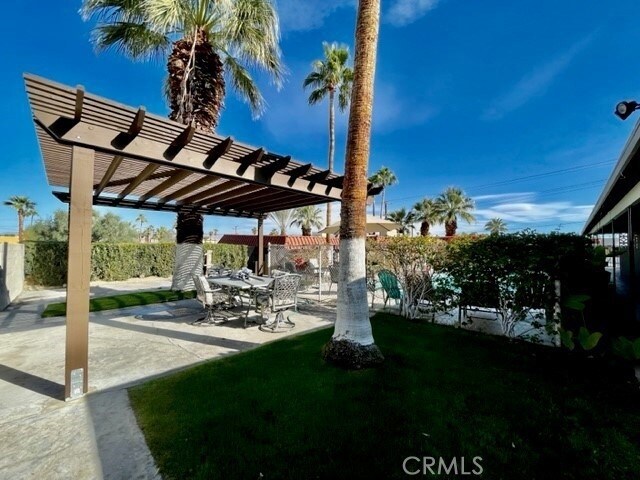 Building Photo - 37111 Cathedral Canyon Dr