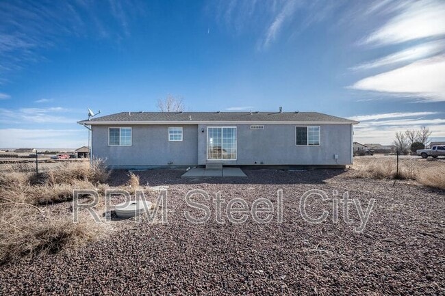 Building Photo - 265 N Paramount Ln