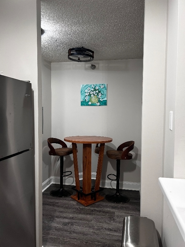 Building Photo - 440 N McClurg Ct