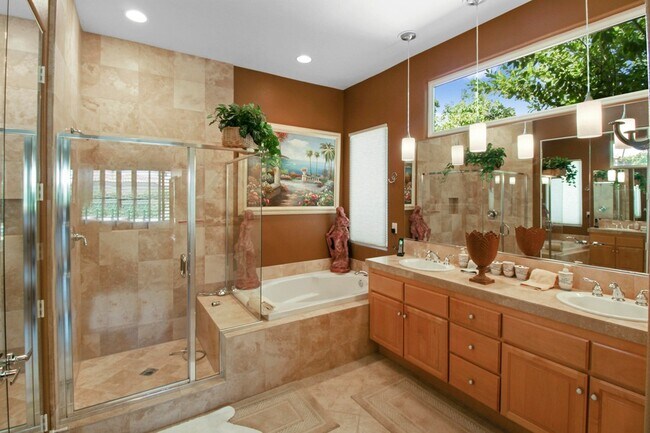 Building Photo - 45456 Box Mountain Road Unit