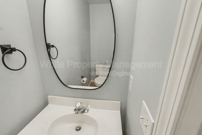 Building Photo - 13606 Red Wine Ct