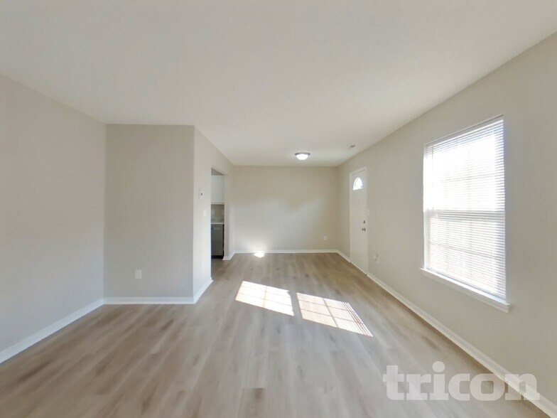 Building Photo - 4249 Village Bend Dr