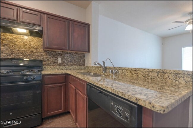 Building Photo - 14904 Jerry Armstrong Ct