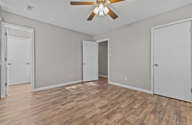 Building Photo - 216 Treadway Ct