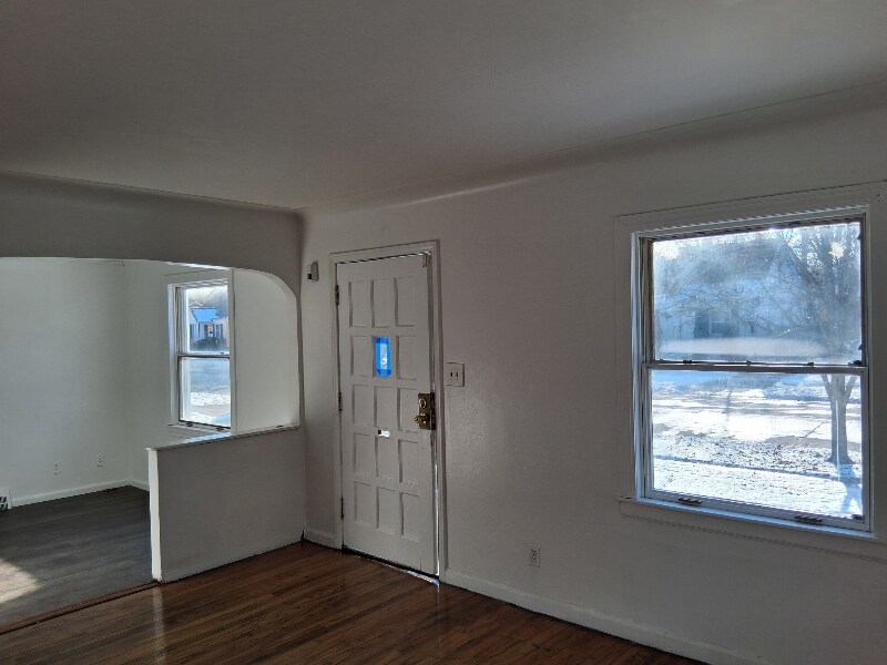 Building Photo - 20269 Elkhart St