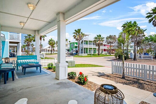 Building Photo - 156 Royal Sands Blvd