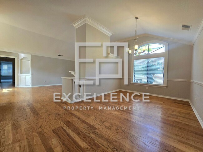 Building Photo - In the Villages 55+ Gated Community, 2/2+ Office, 1900+Sf, Deck, Views, Golf Course and Much More
