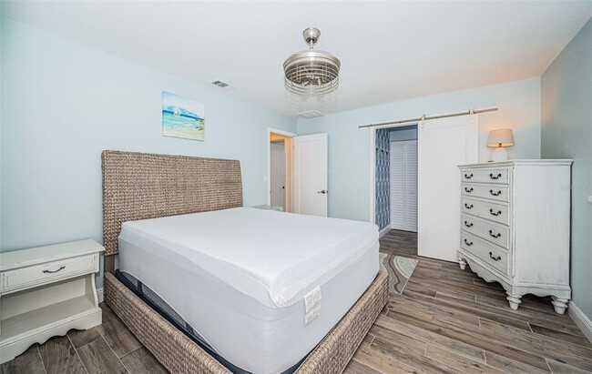 Building Photo - 969 Gulf View Blvd