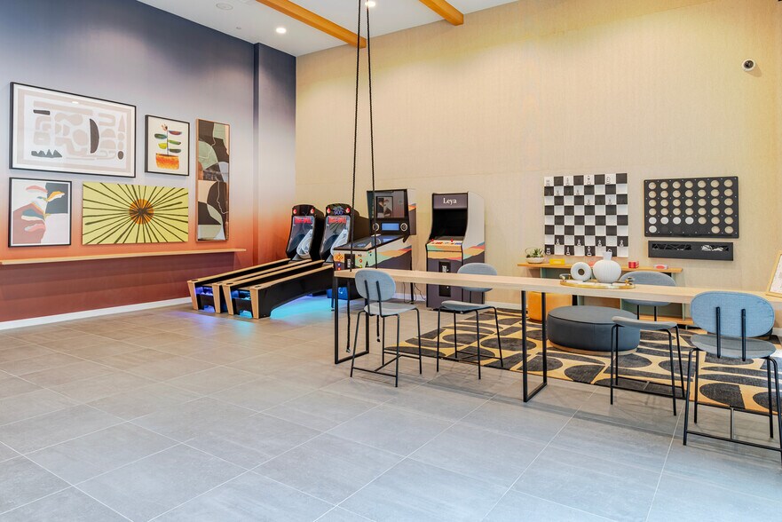 Building Photo - 3301 Innovation Wy