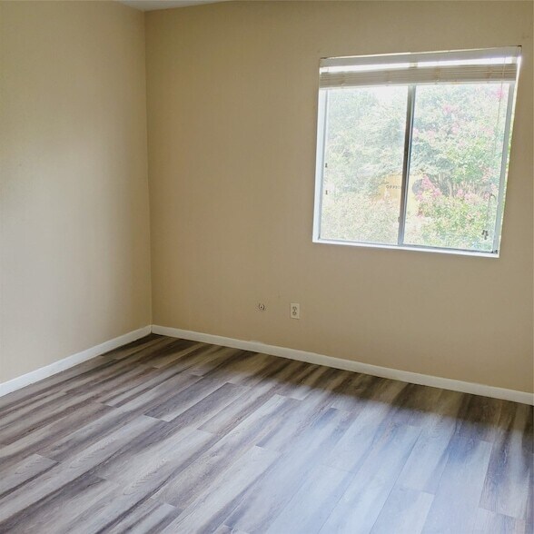 Building Photo - 12511 Ashford Meadow Dr