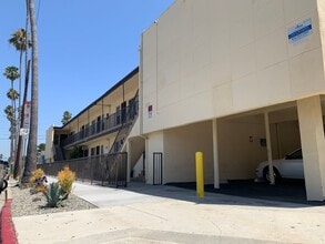 Building Photo - BELLA APARTMENTS: Beautiful 1 Bed - 1 Bath