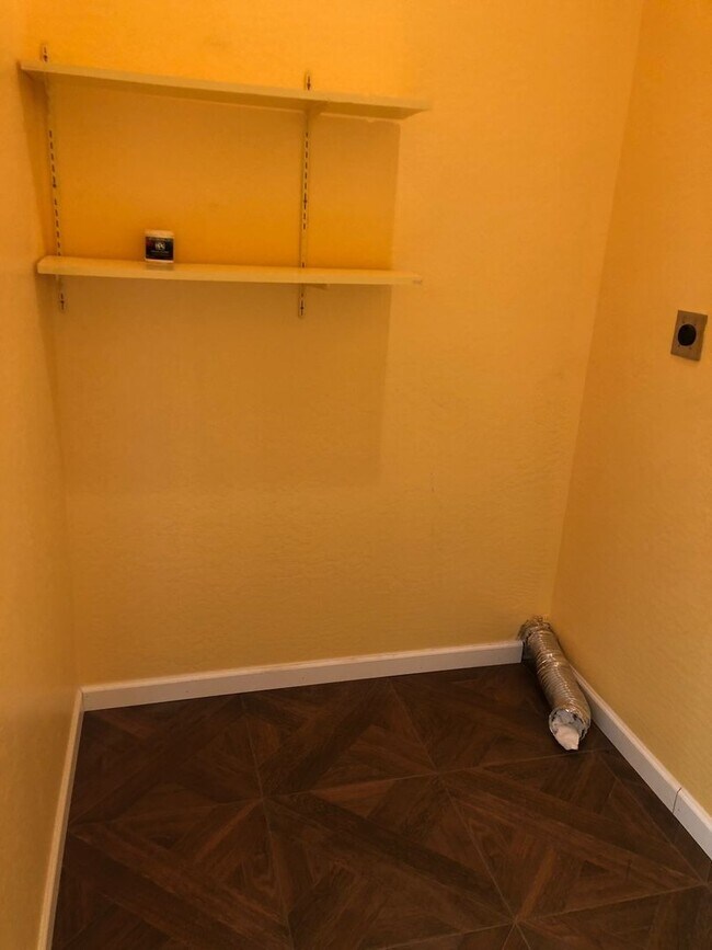 Building Photo - Sunny Three Bedroom in North Prescott Valley