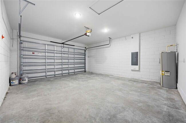 Building Photo - 2108 River Hawk Lp