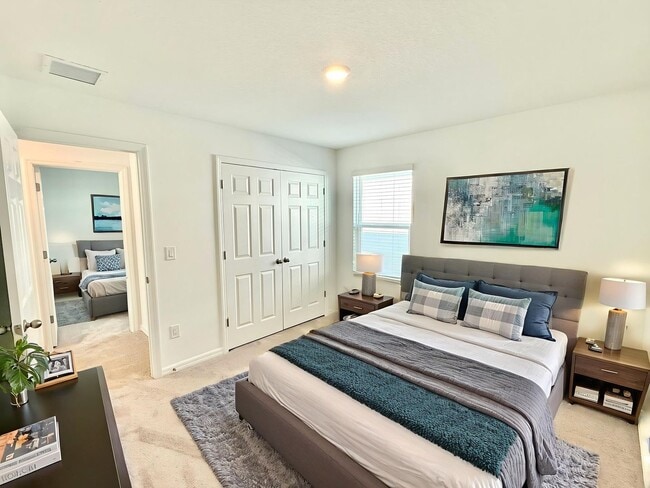 Building Photo - Step into style – Lease this 4Bed gem in D...