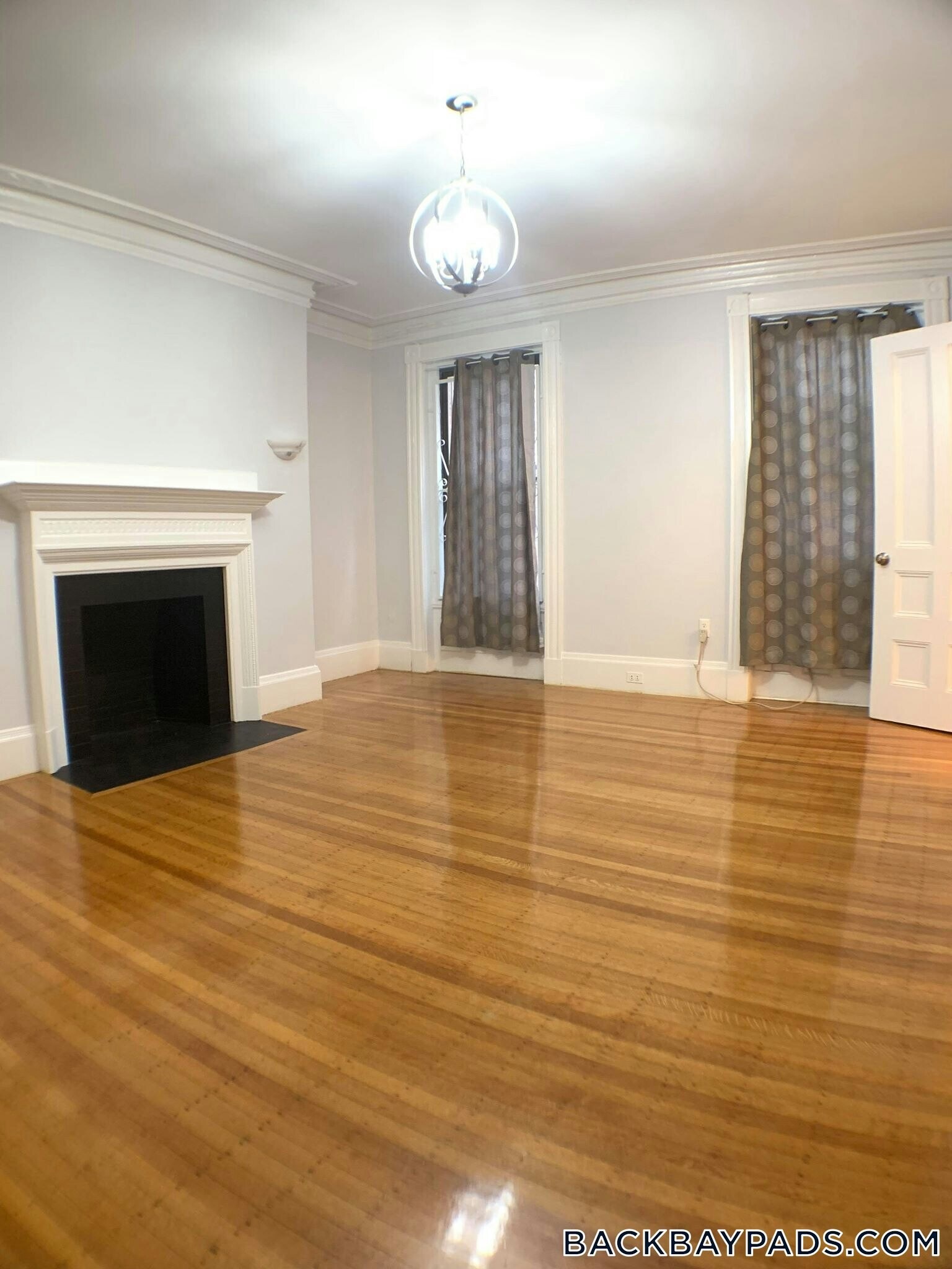 Building Photo - 429 Marlborough St