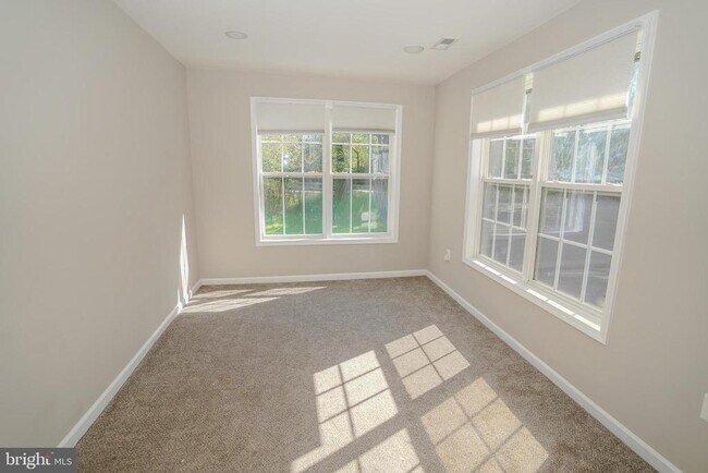 Building Photo - 2816 Ballenger Creek Pike