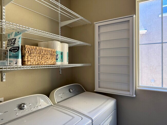 Building Photo - Wolf Ranch