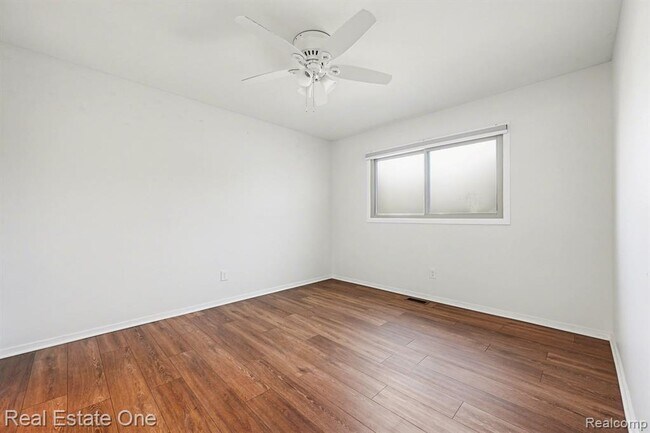 Building Photo - 4222 Breckenridge Dr