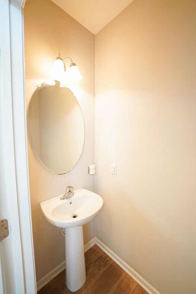 Building Photo - Coming Available!