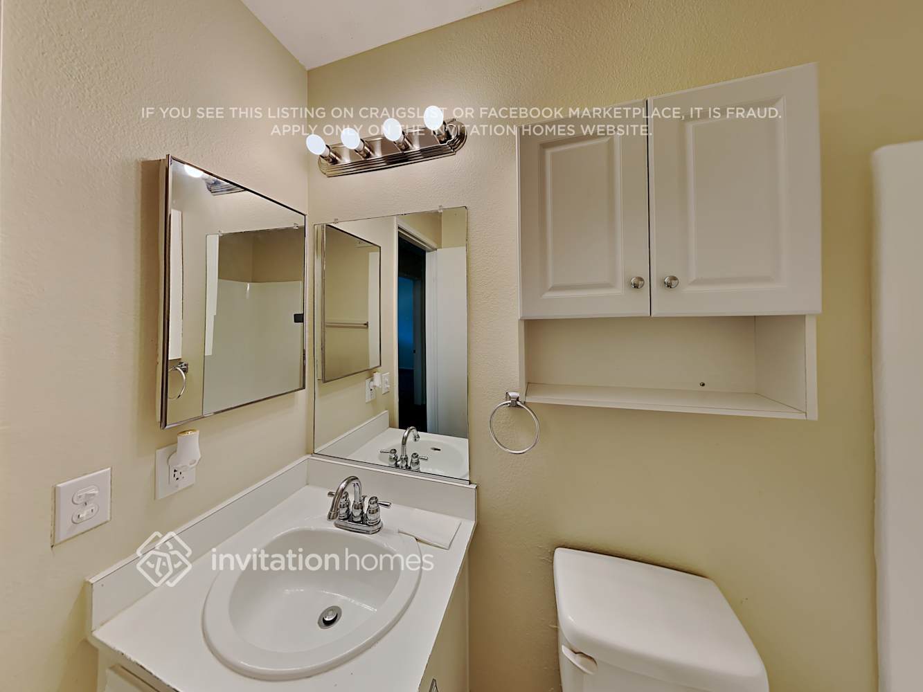 Building Photo - 27532 Camomile Ln