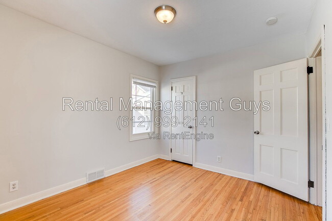 Building Photo - 3714 Kipling Ave
