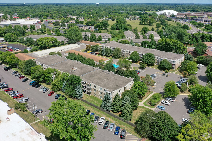 Aerial Photo - Fountains in the Park