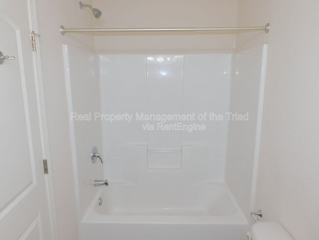 Building Photo - 301 Hidden Timber Ln