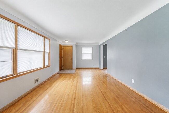 Building Photo - 2905-32ND