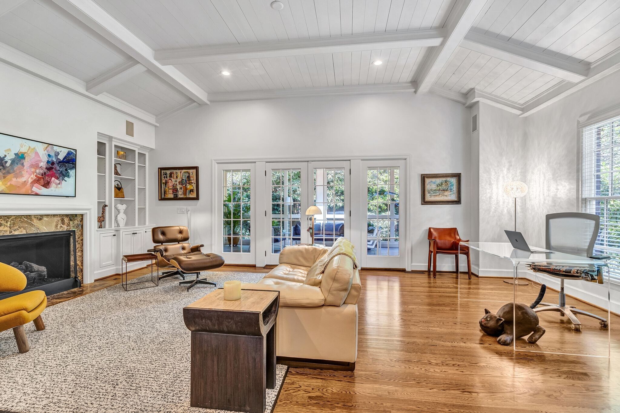 Building Photo - 204 Longwood Ct