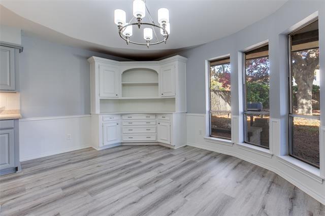 Building Photo - 5529 Tanbark Rd