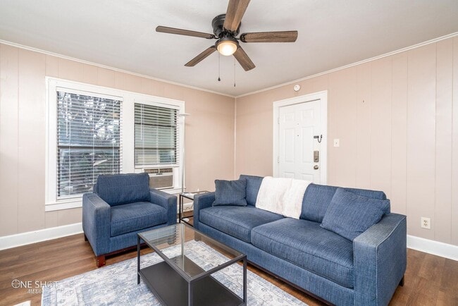 Building Photo - 642 Beech St