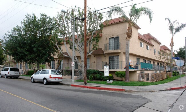 Building Photo - Primero Valerio Apartments