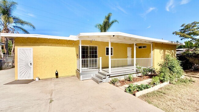 Building Photo - 1280 Alturas Rd