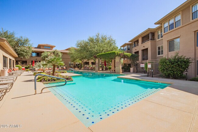 Building Photo - 20100 N 78th Pl