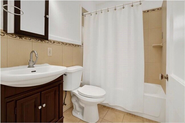 Building Photo - 1818 Florida Ave